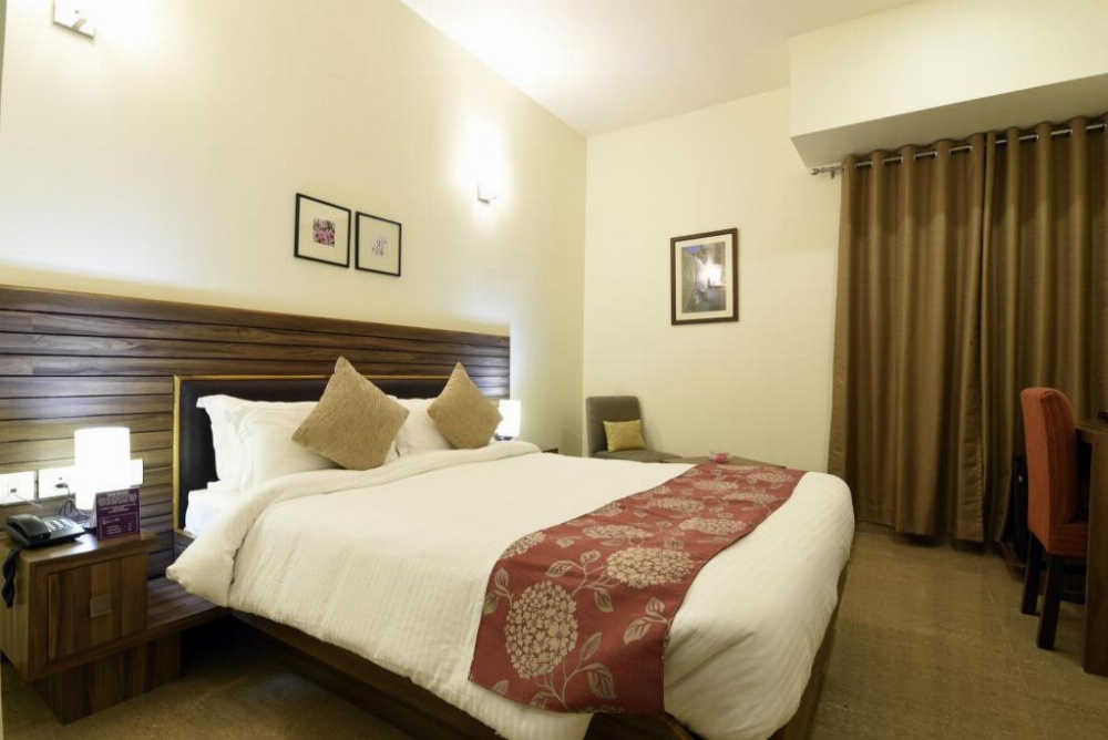 Room image 3