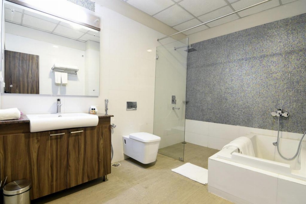 Room image 4